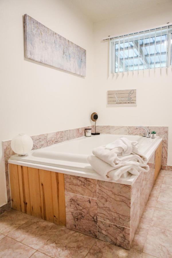 Moonlight Cottage - Your Romantic & Scenic Escape Sevierville Buitenkant foto